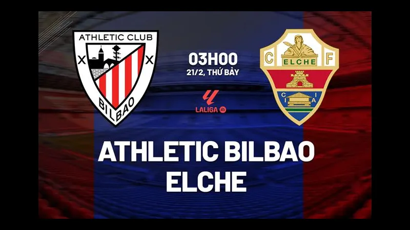 Cầu thủ Athletic Bilbao nỗ lực giành bóng trước Elche
