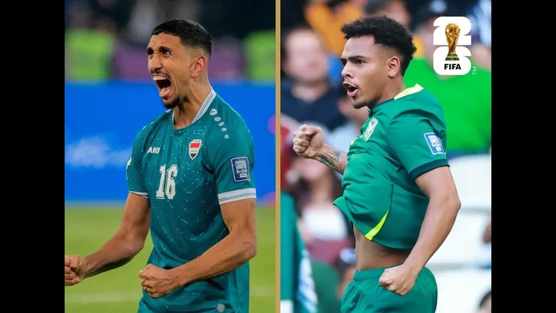 Cầu thủ Iraq và Bolivia đang tranh chấp quả bóng trên sân cỏ